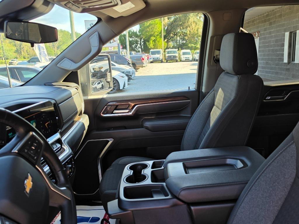 2025 Chevrolet Silverado 2500HD LT - Photo 20