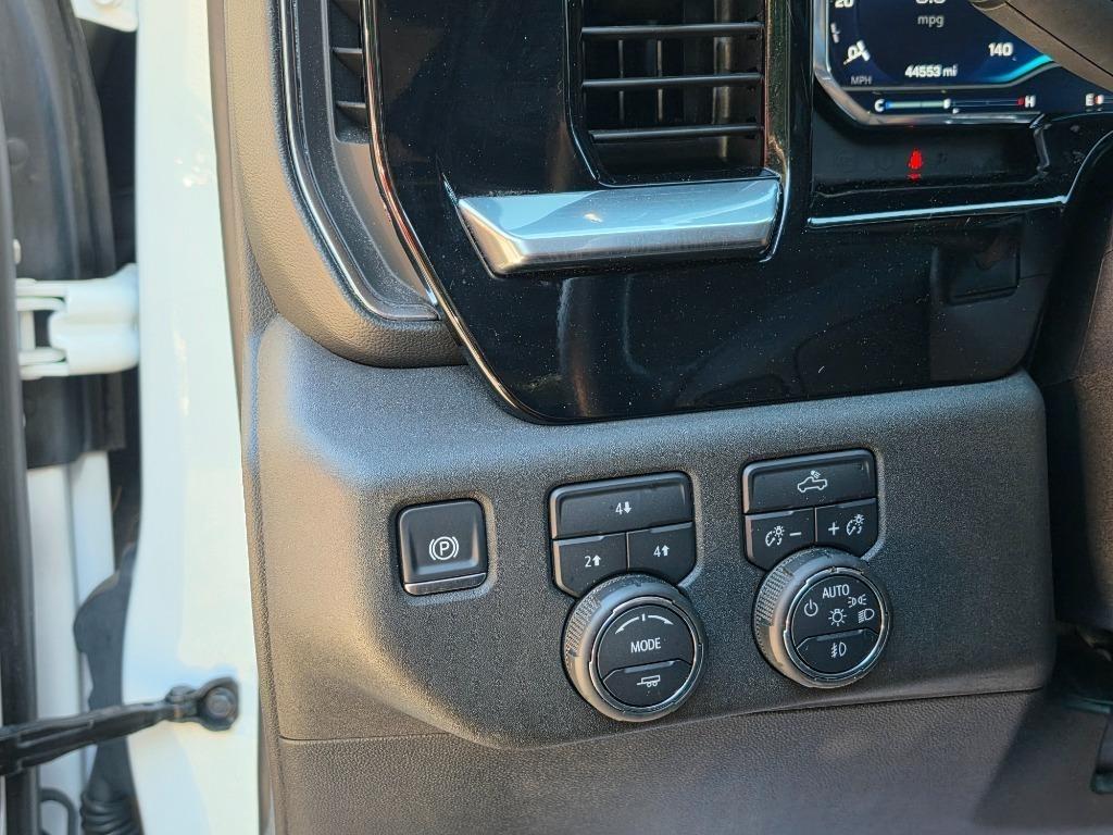 2025 Chevrolet Silverado 2500HD LT - Photo 21