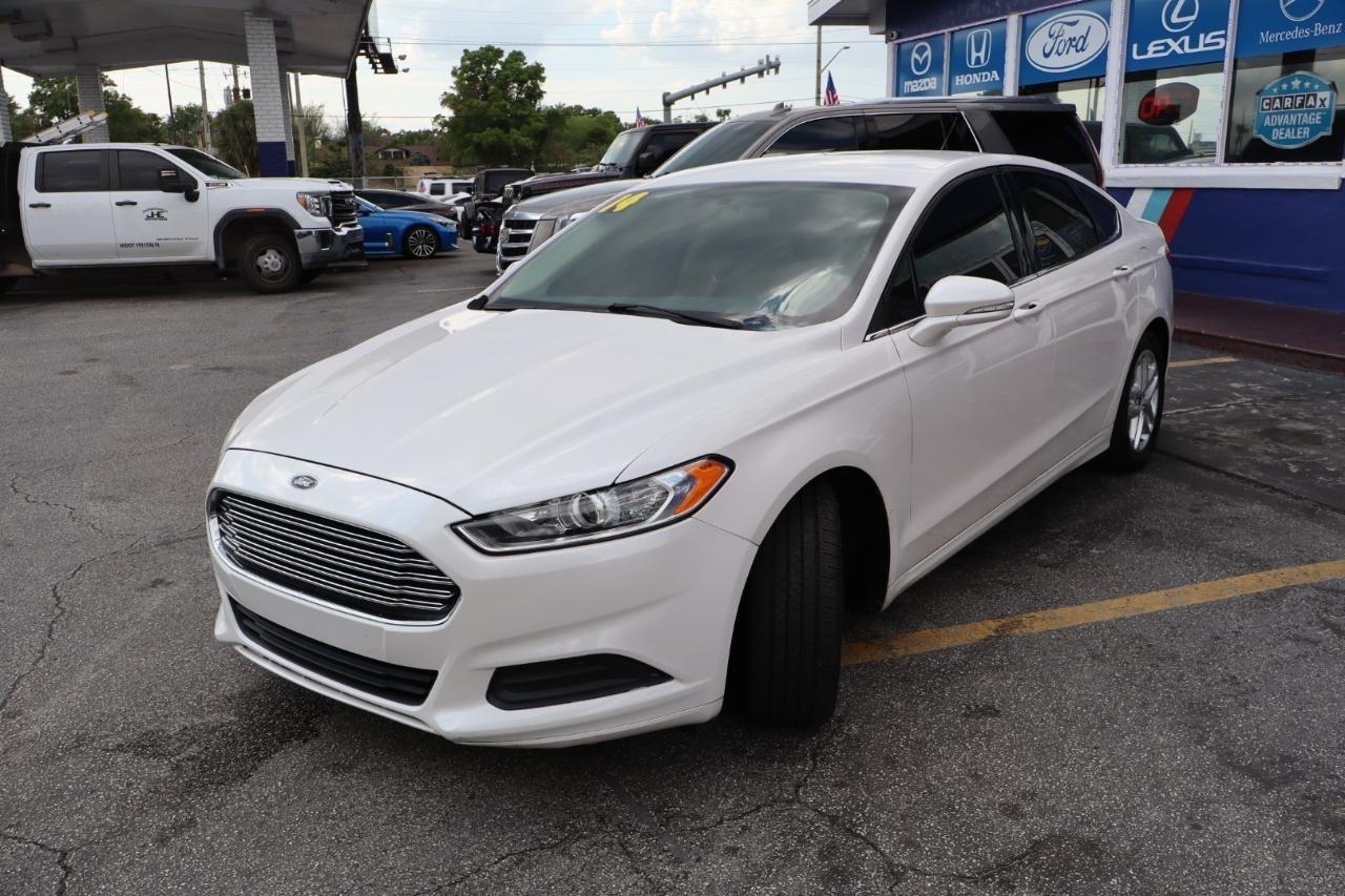 View vehicle photo 7