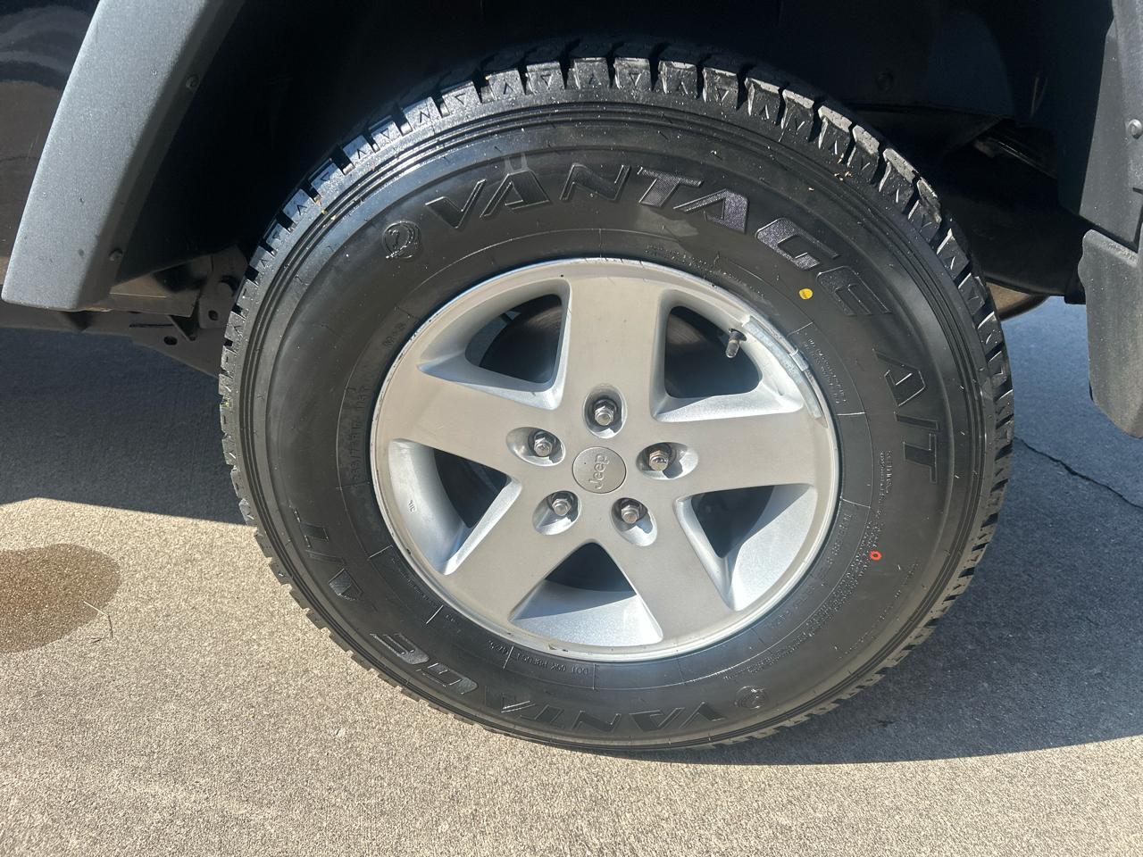 Jeep Wrangler Sport 4WD 2016
