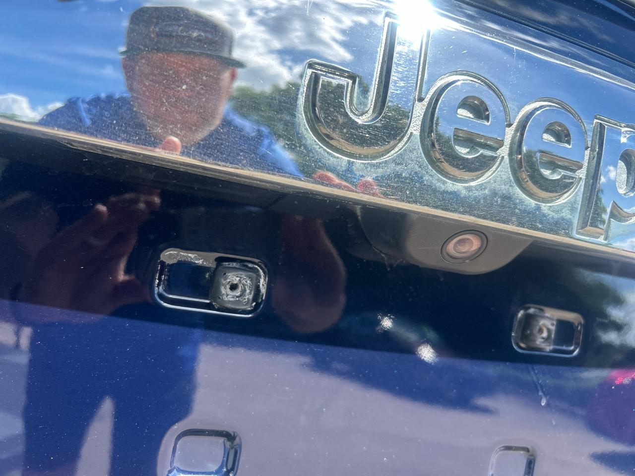 Jeep Grand Cherokee Laredo 4WD 2013