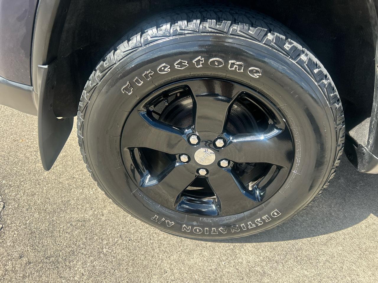 Jeep Grand Cherokee Laredo 4WD 2013