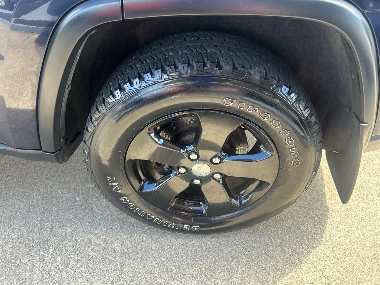 Jeep Grand Cherokee Laredo 4WD 2013