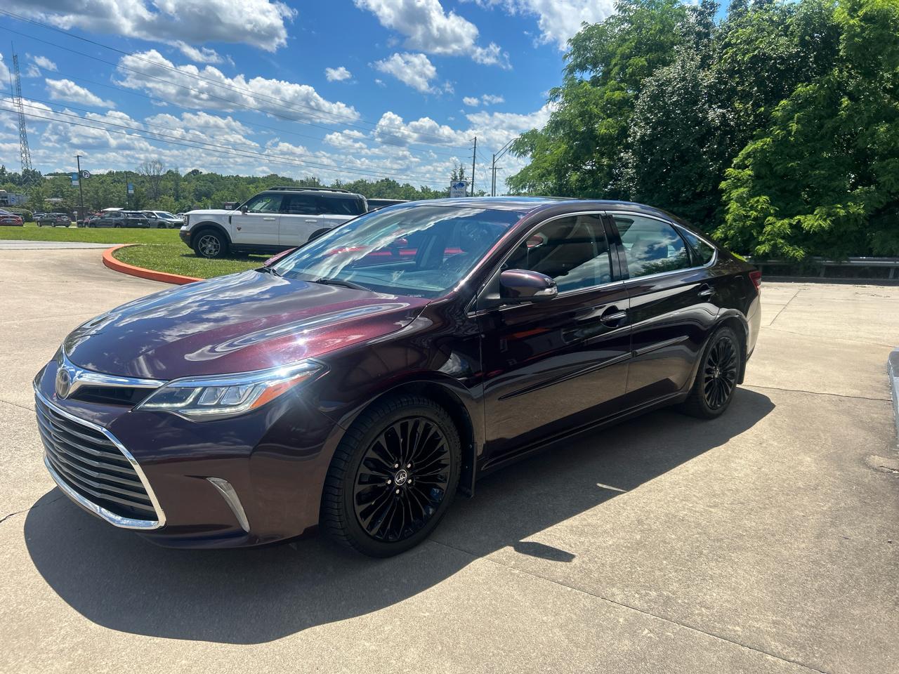 Toyota Avalon Limited AWD 2016