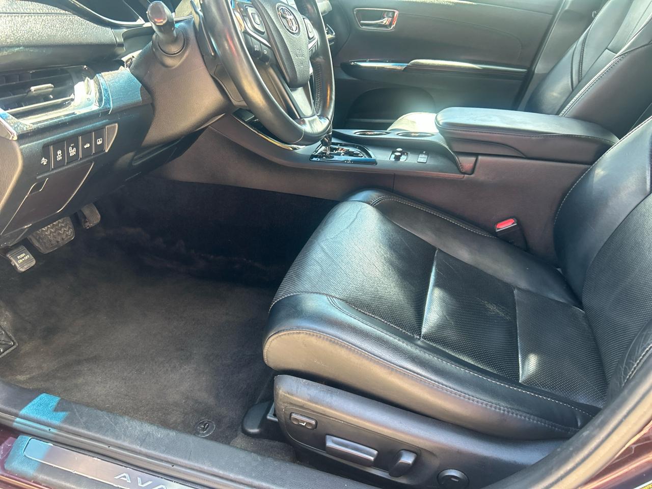 Toyota Avalon Limited AWD 2016