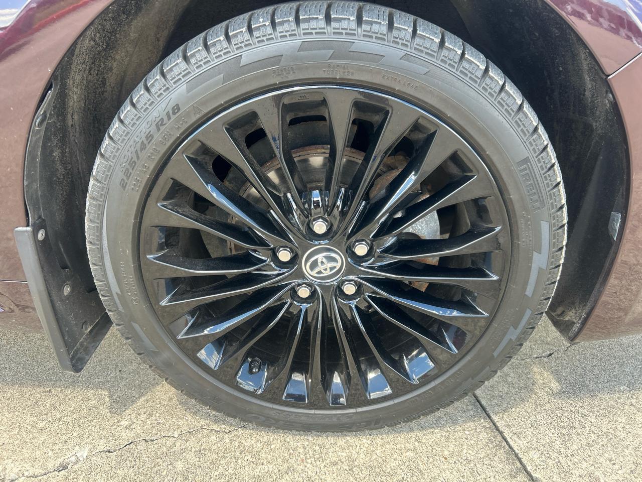 Toyota Avalon Limited AWD 2016