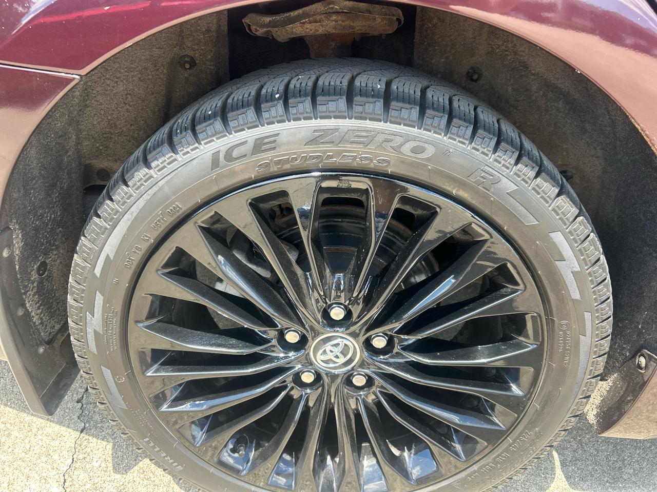 Toyota Avalon Limited AWD 2016