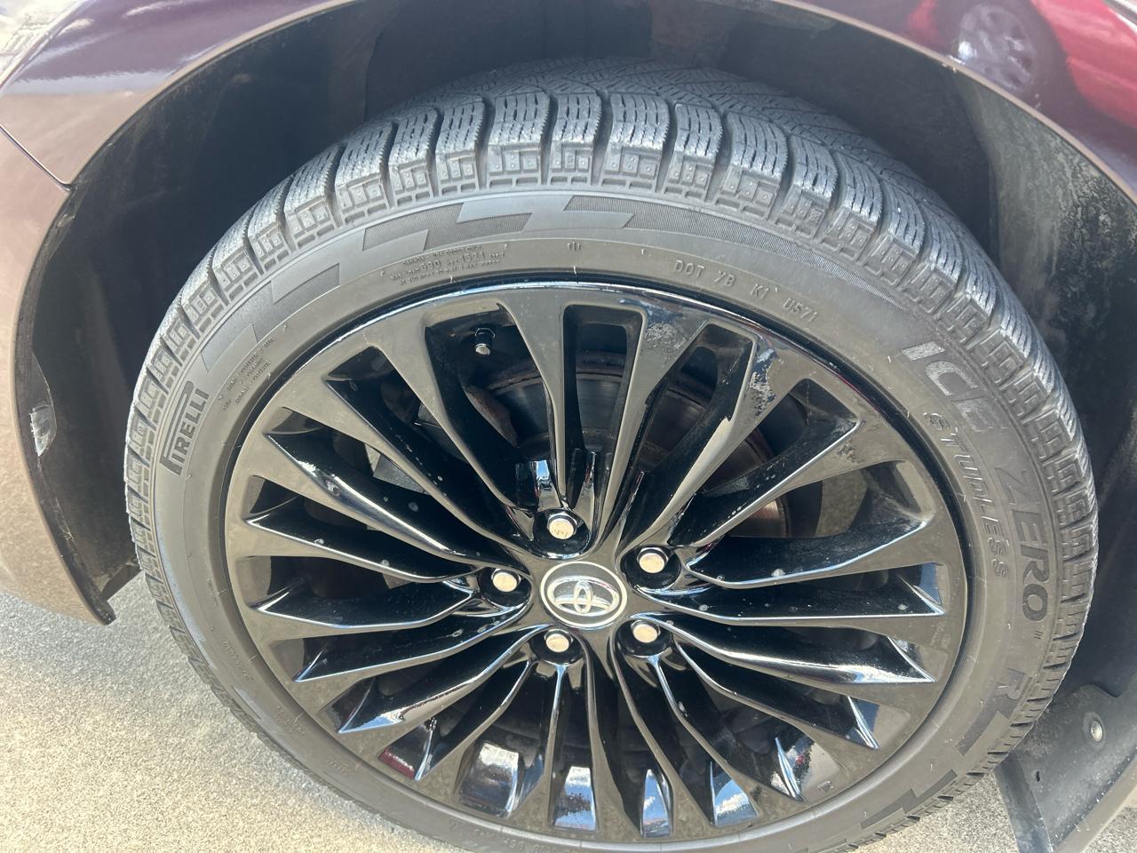 Toyota Avalon Limited AWD 2016