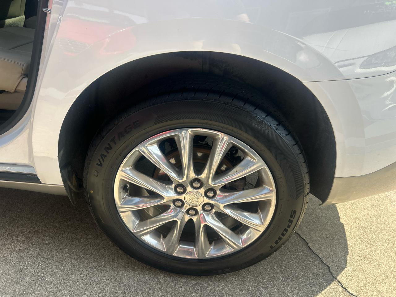 Buick Enclave Essence FWD 2020