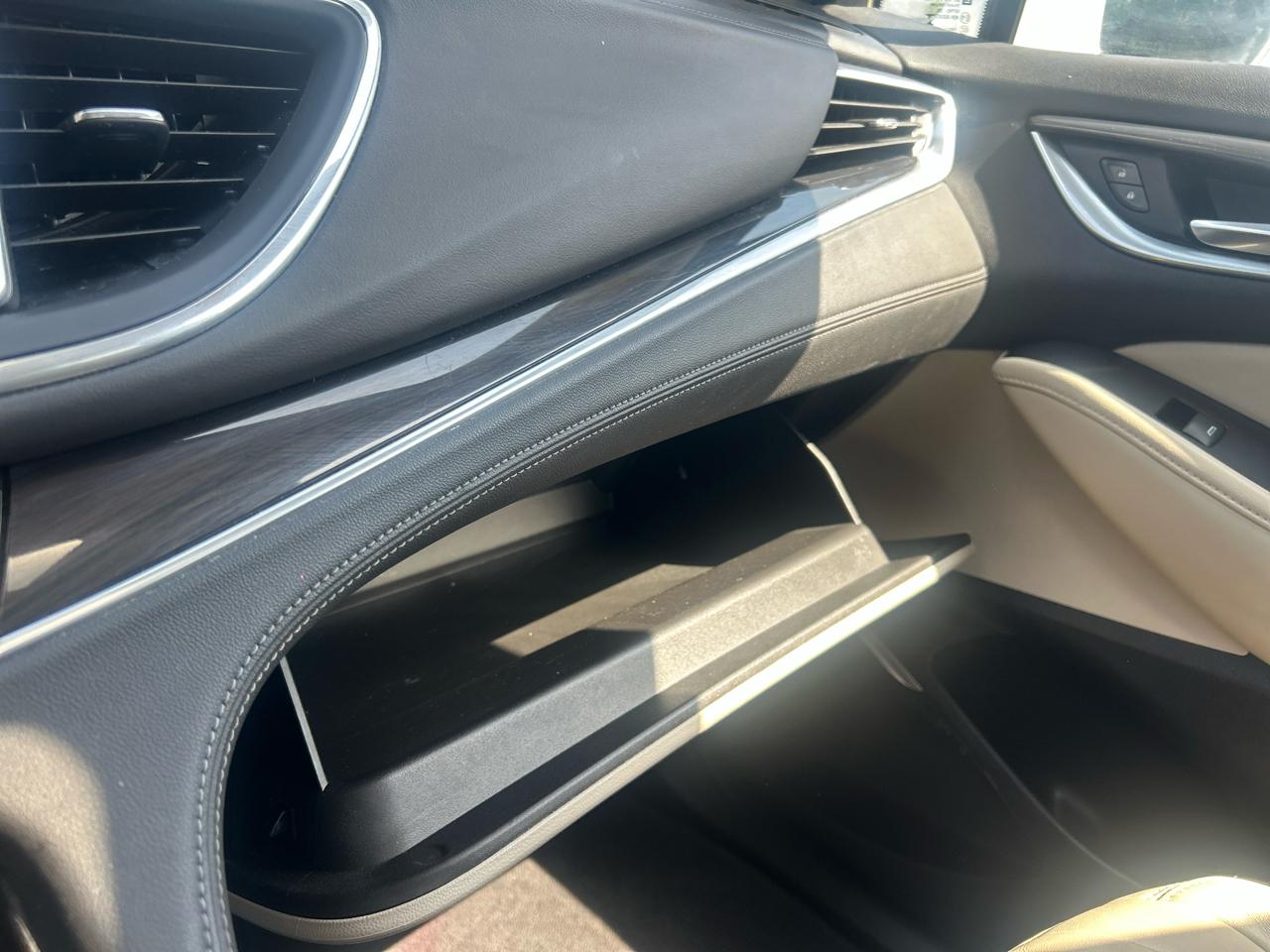 Buick Enclave Essence FWD 2020