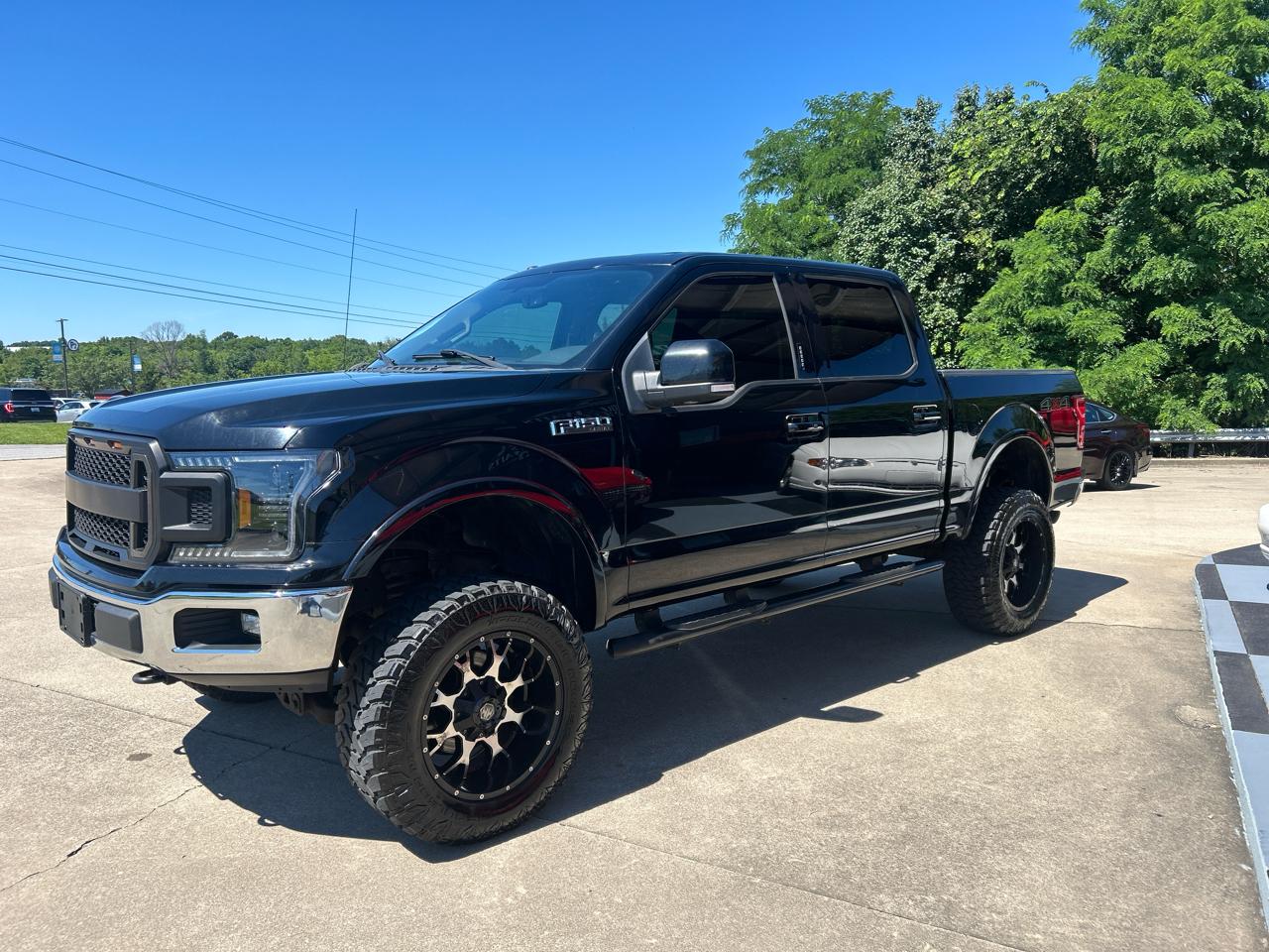 Ford F-150 4WD SuperCrew 139" Lariat 2018