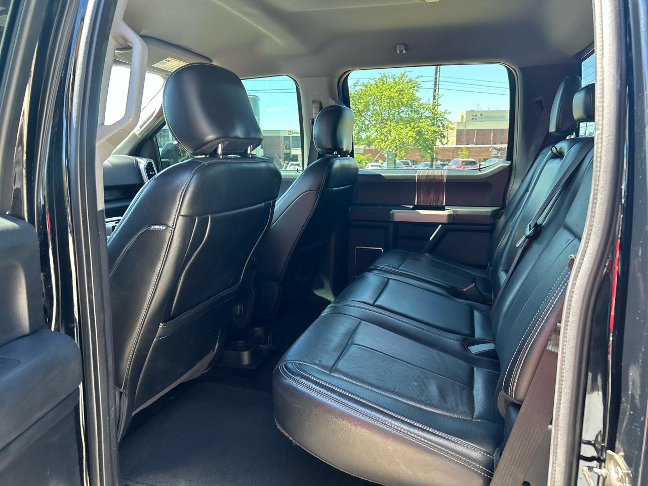Ford F-150 4WD SuperCrew 139" Lariat 2018