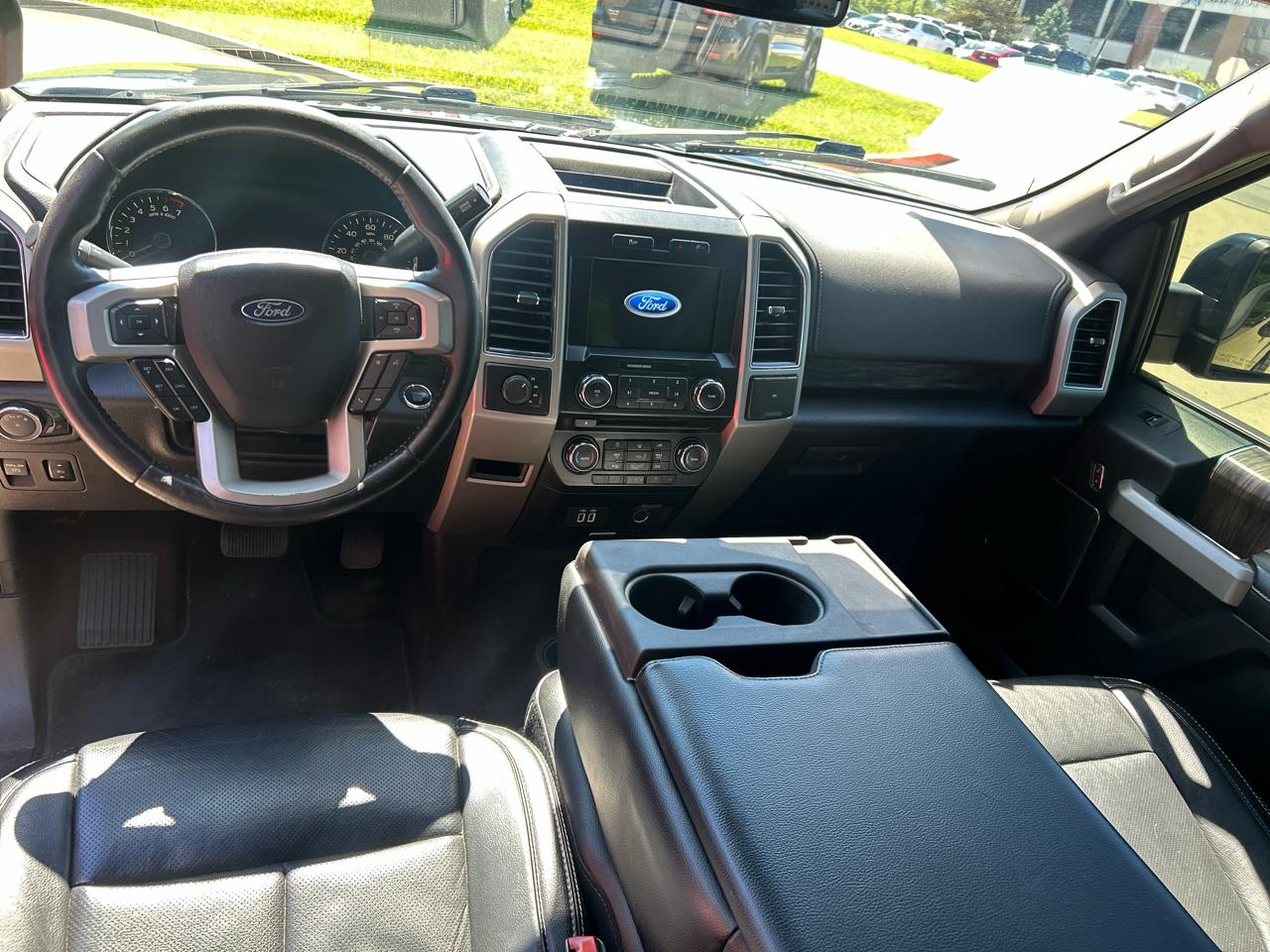 Ford F-150 4WD SuperCrew 139" Lariat 2018