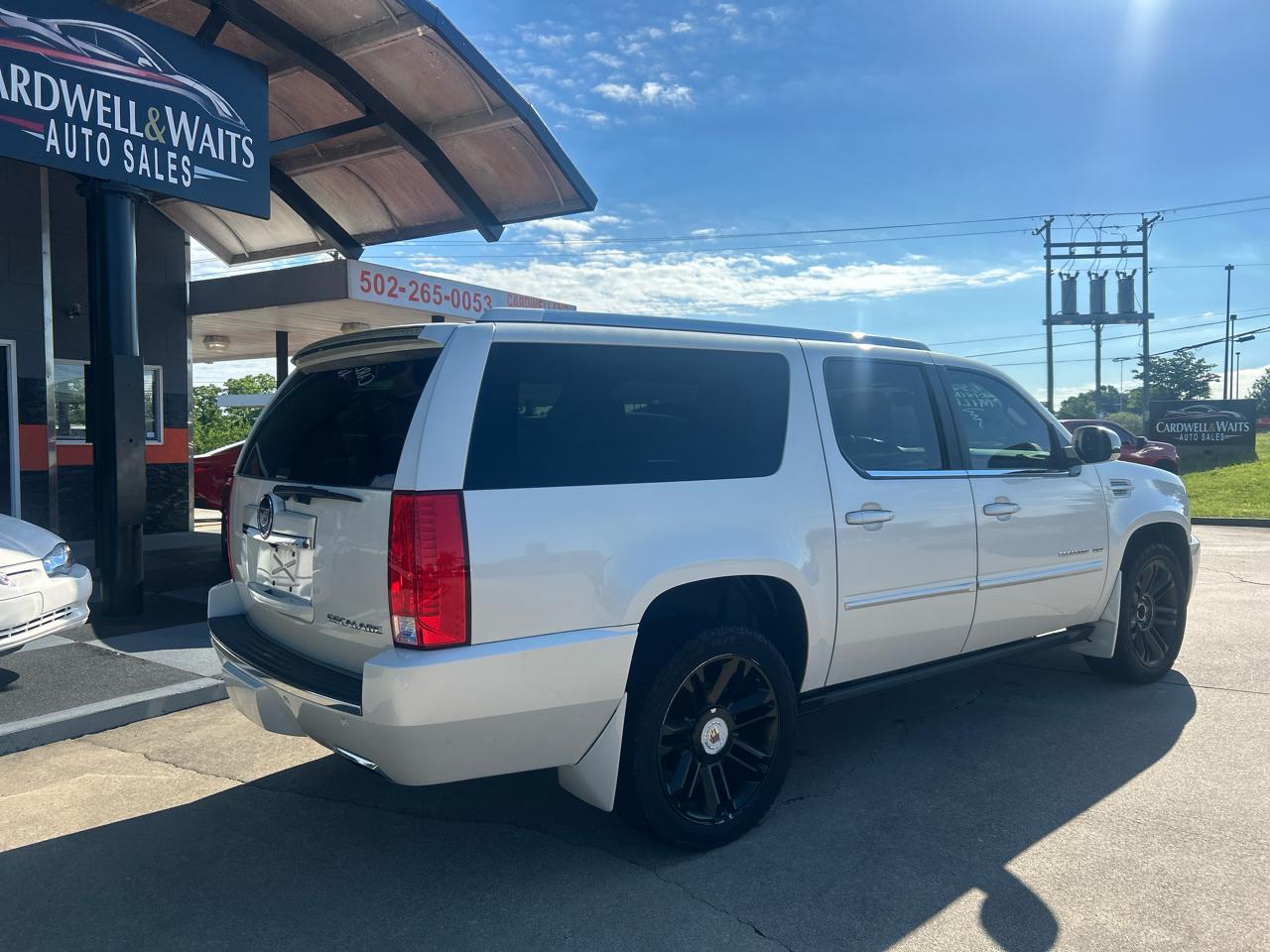 Cadillac Escalade ESV 2WD Premium 2013