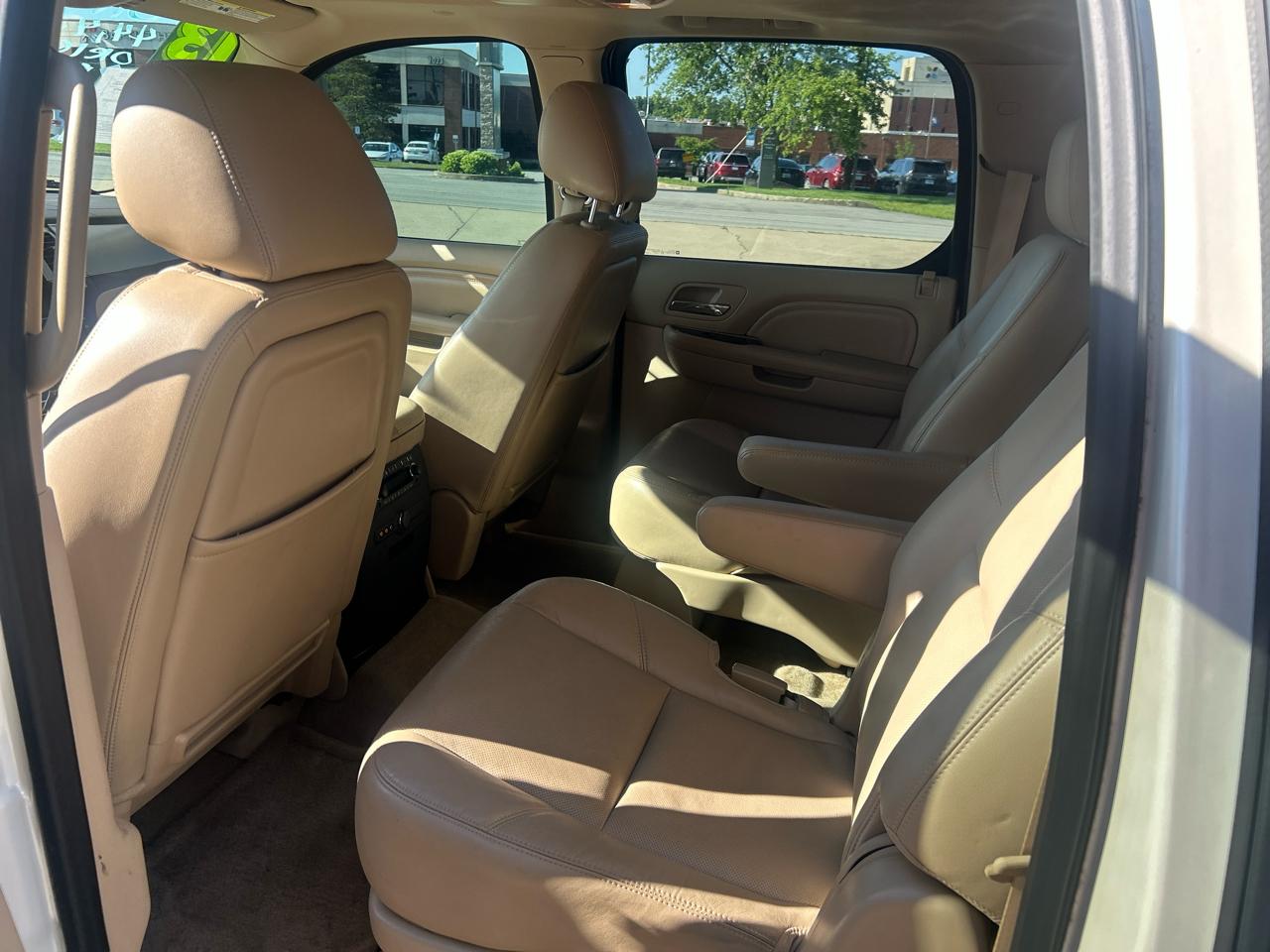 Cadillac Escalade ESV 2WD Premium 2013
