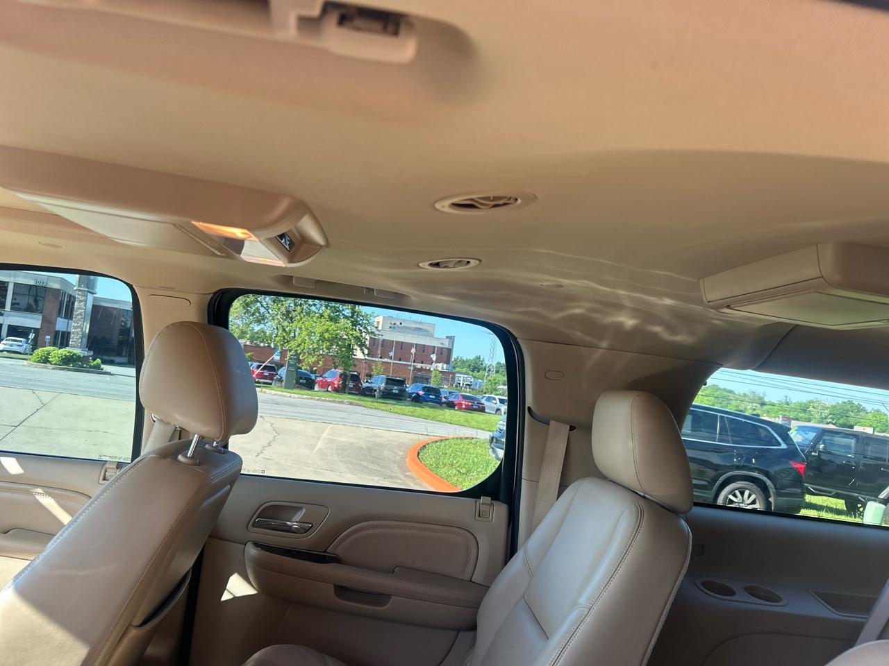 Cadillac Escalade ESV 2WD Premium 2013