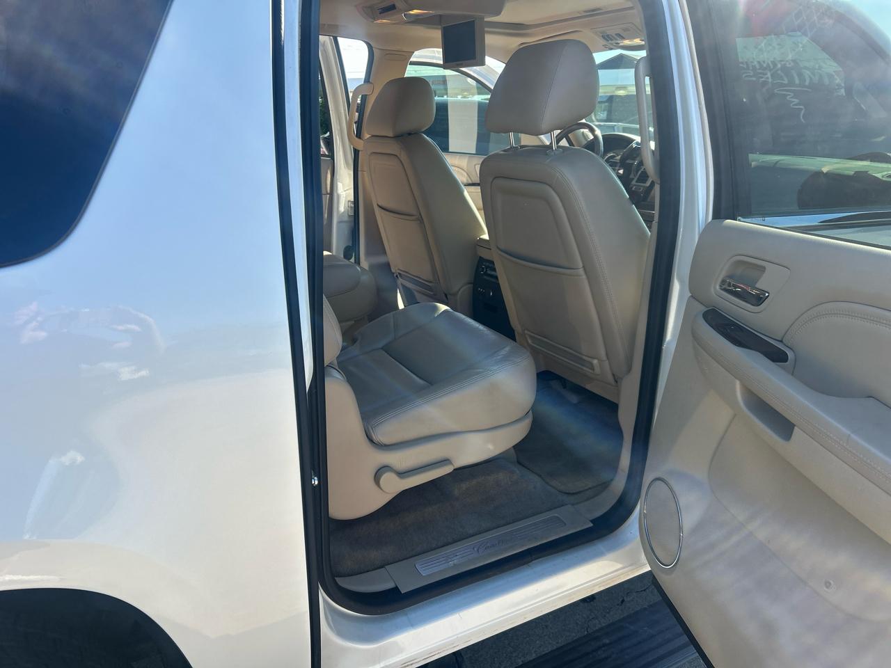 Cadillac Escalade ESV 2WD Premium 2013