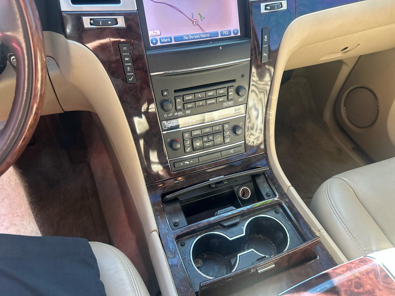 Cadillac Escalade ESV 2WD Premium 2013