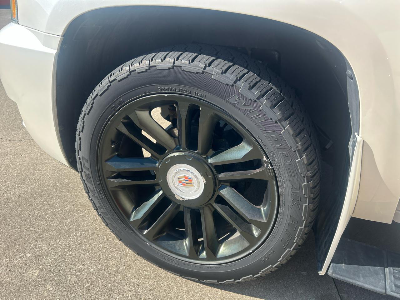 Cadillac Escalade ESV 2WD Premium 2013