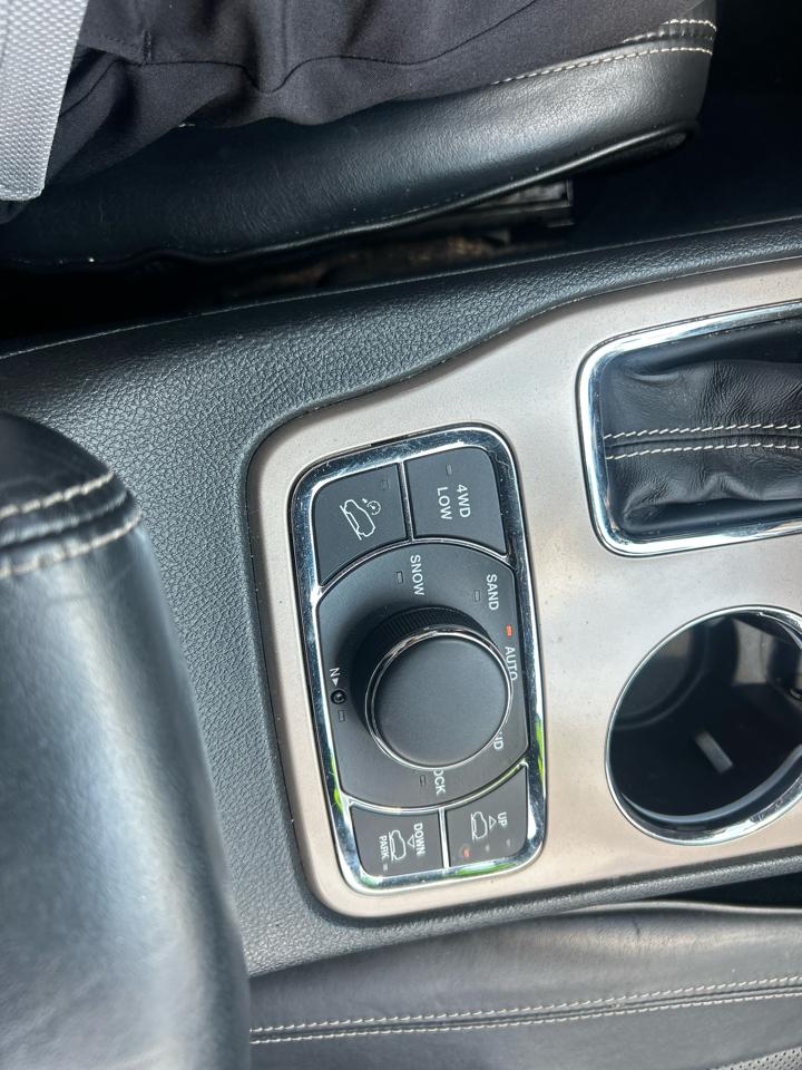 Jeep Grand Cherokee Overland 4WD 2016