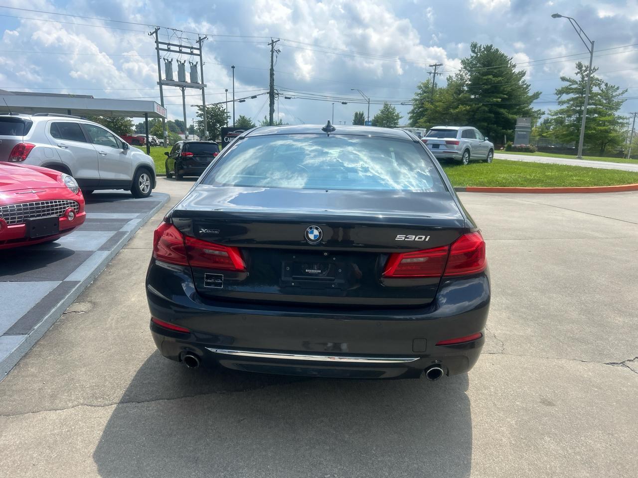 BMW 5-Series 530i xDrive 2018