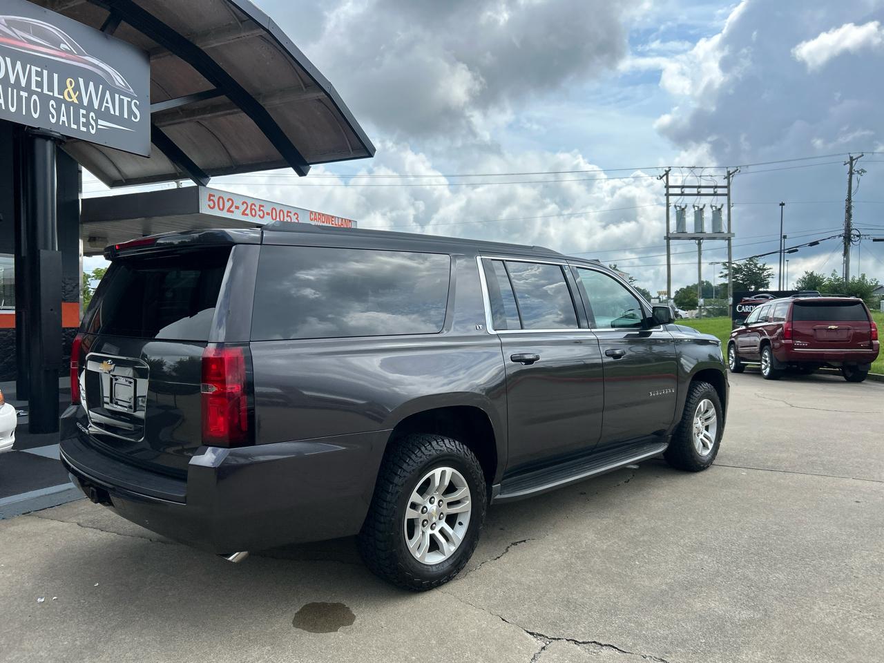 Chevrolet Suburban LT 4WD 2016