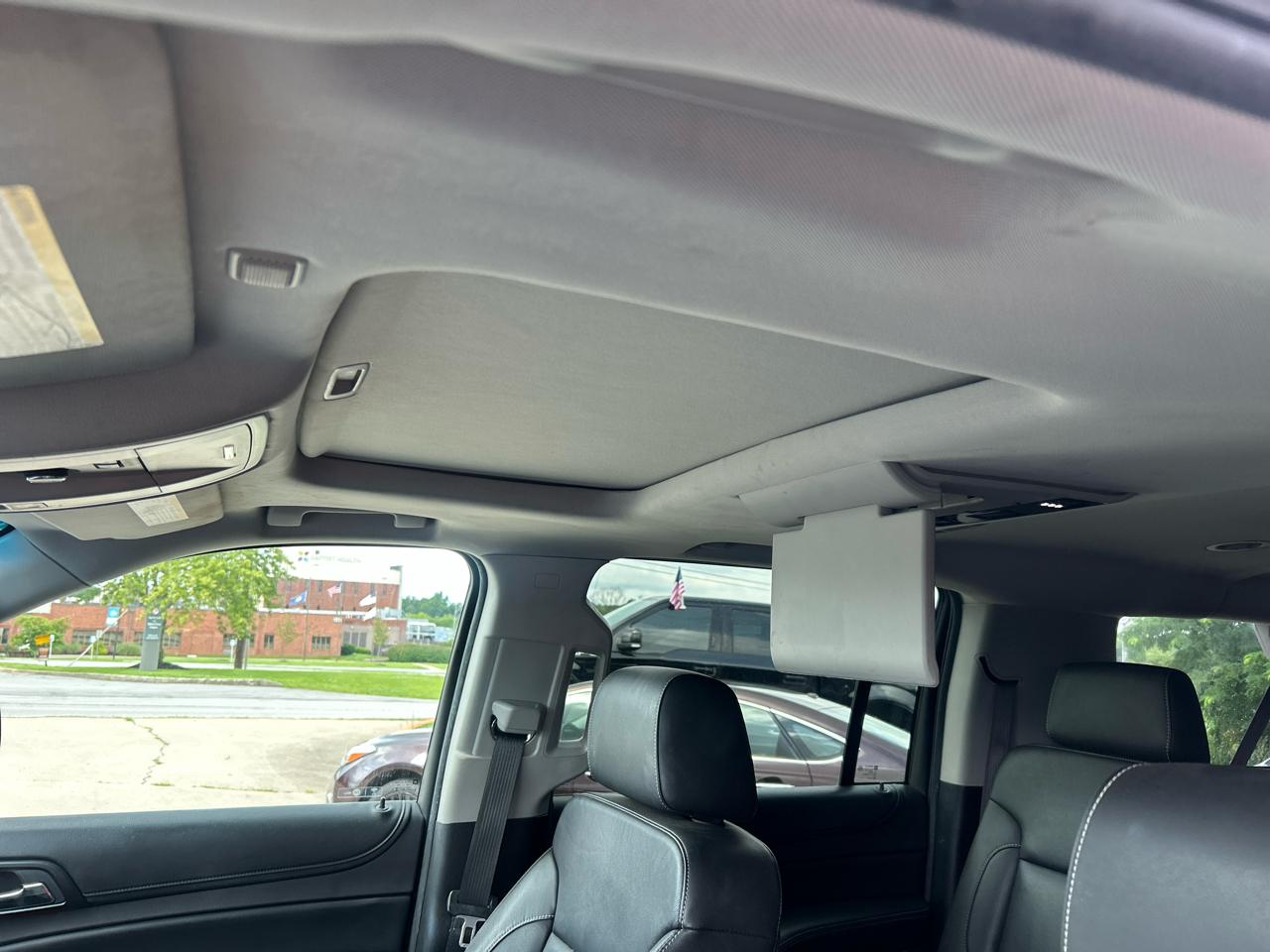 Chevrolet Suburban LT 4WD 2016