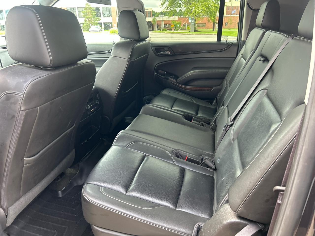 Chevrolet Suburban LT 4WD 2016