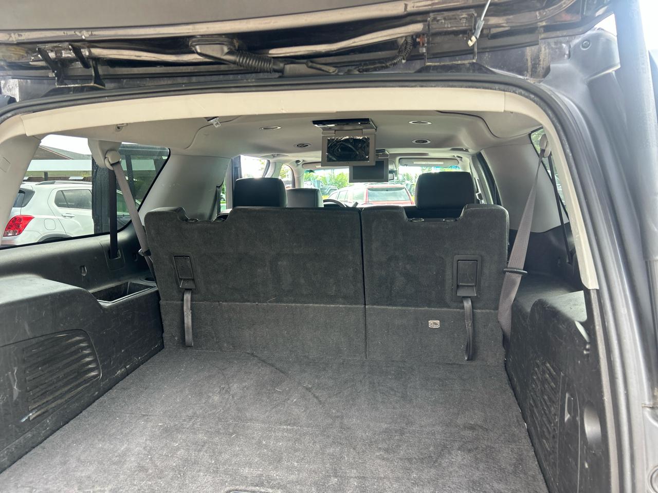 Chevrolet Suburban LT 4WD 2016
