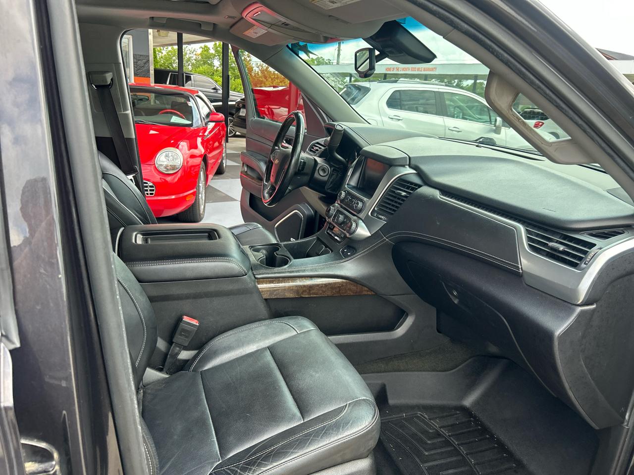 Chevrolet Suburban LT 4WD 2016