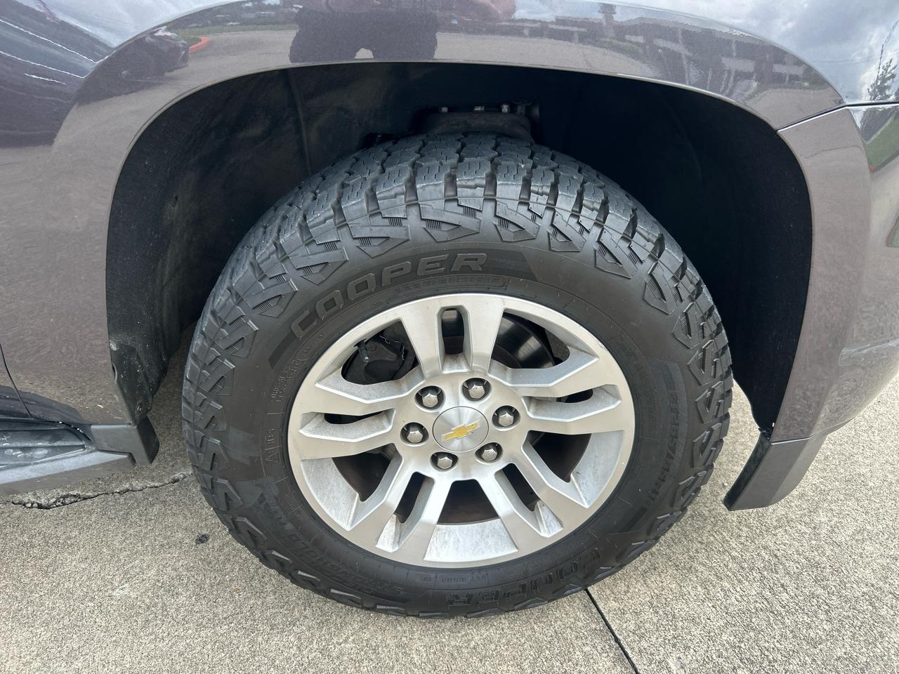 Chevrolet Suburban LT 4WD 2016