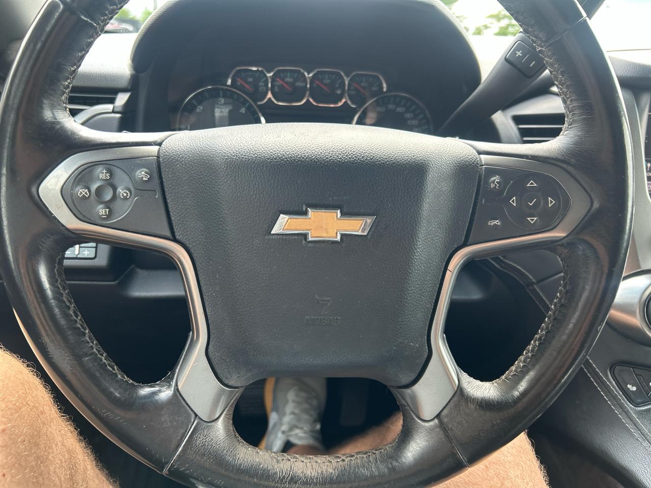 Chevrolet Suburban LT 4WD 2016