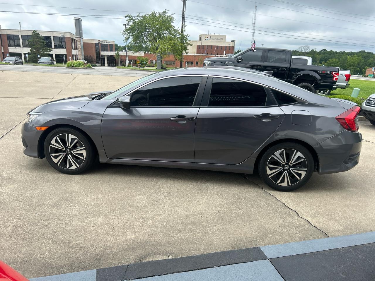 Honda Civic EX-TL Sedan CVT 2018