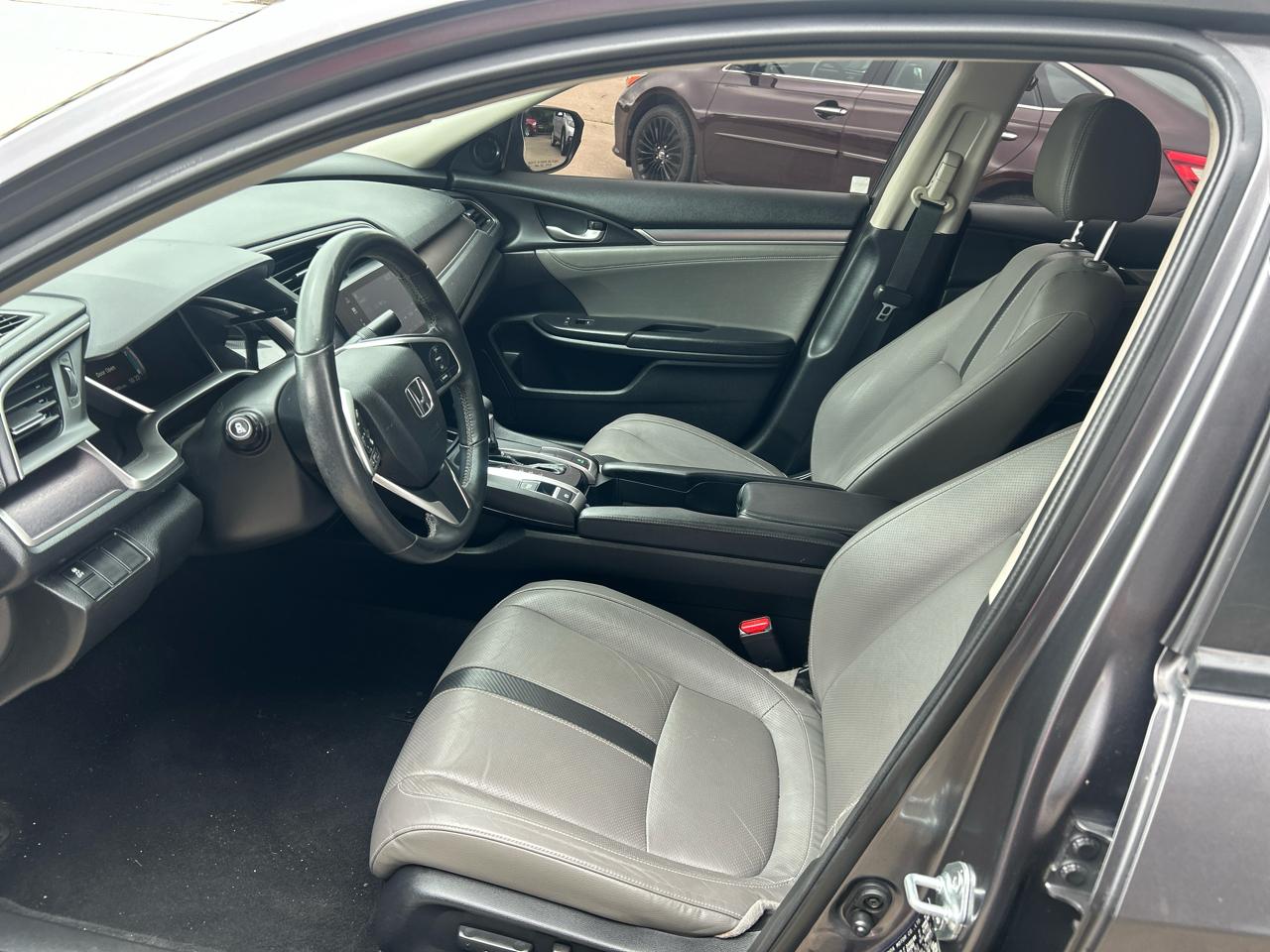 Honda Civic EX-TL Sedan CVT 2018