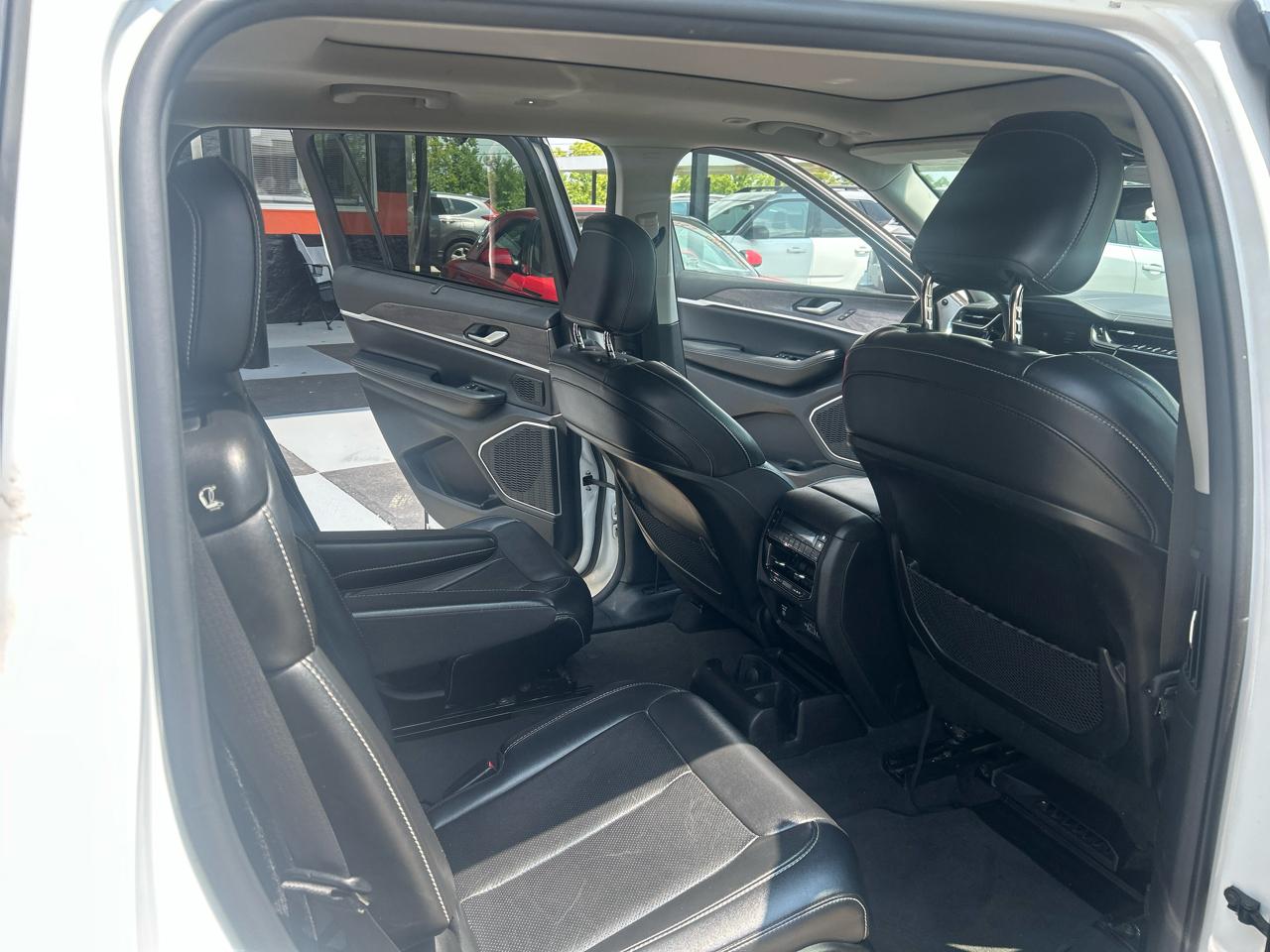 Jeep Grand Cherokee L Limited 4WD 2022