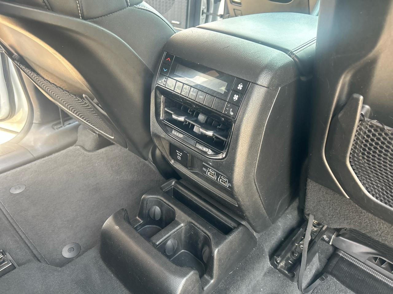 Jeep Grand Cherokee L Limited 4WD 2022