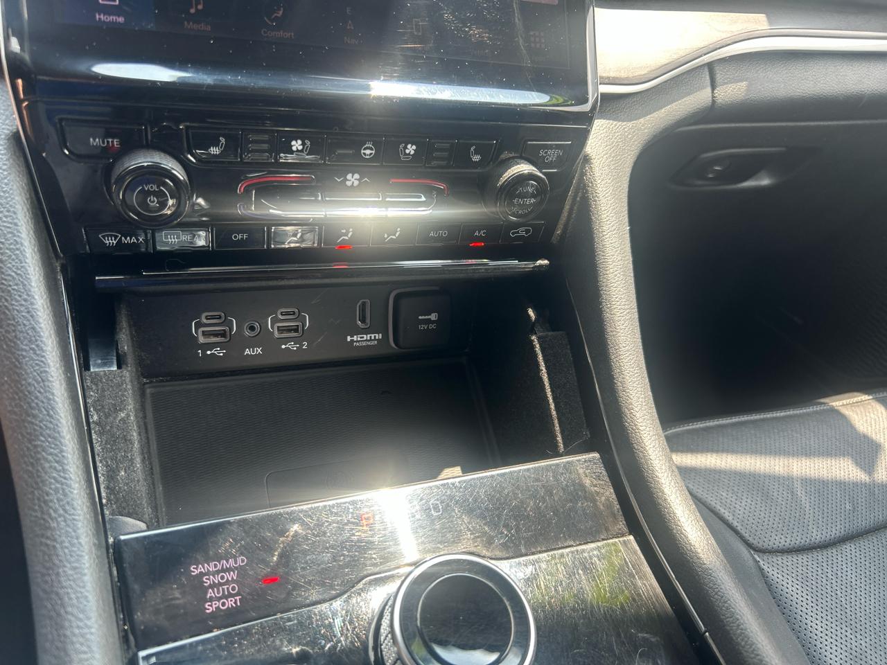 Jeep Grand Cherokee L Limited 4WD 2022