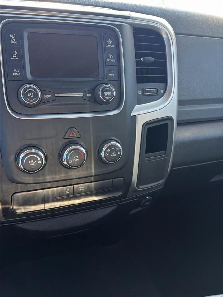 RAM 1500 Classic Tradesman Crew Cab LWB 4WD 2020