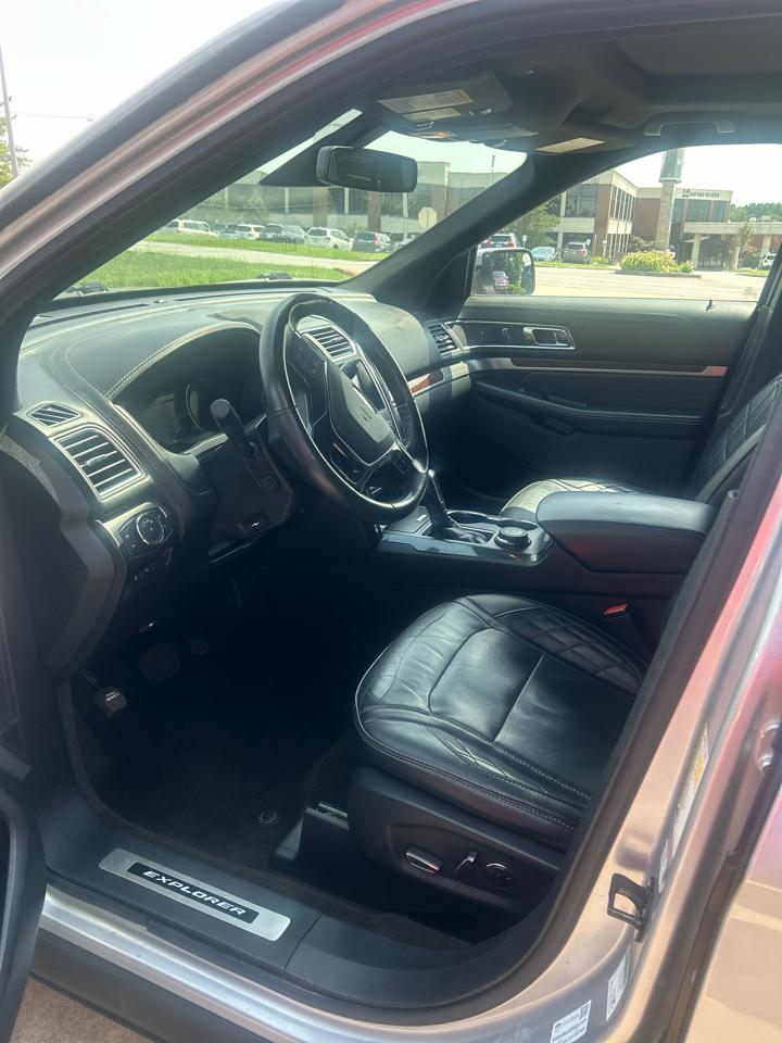 Ford Explorer Platinum AWD 2017