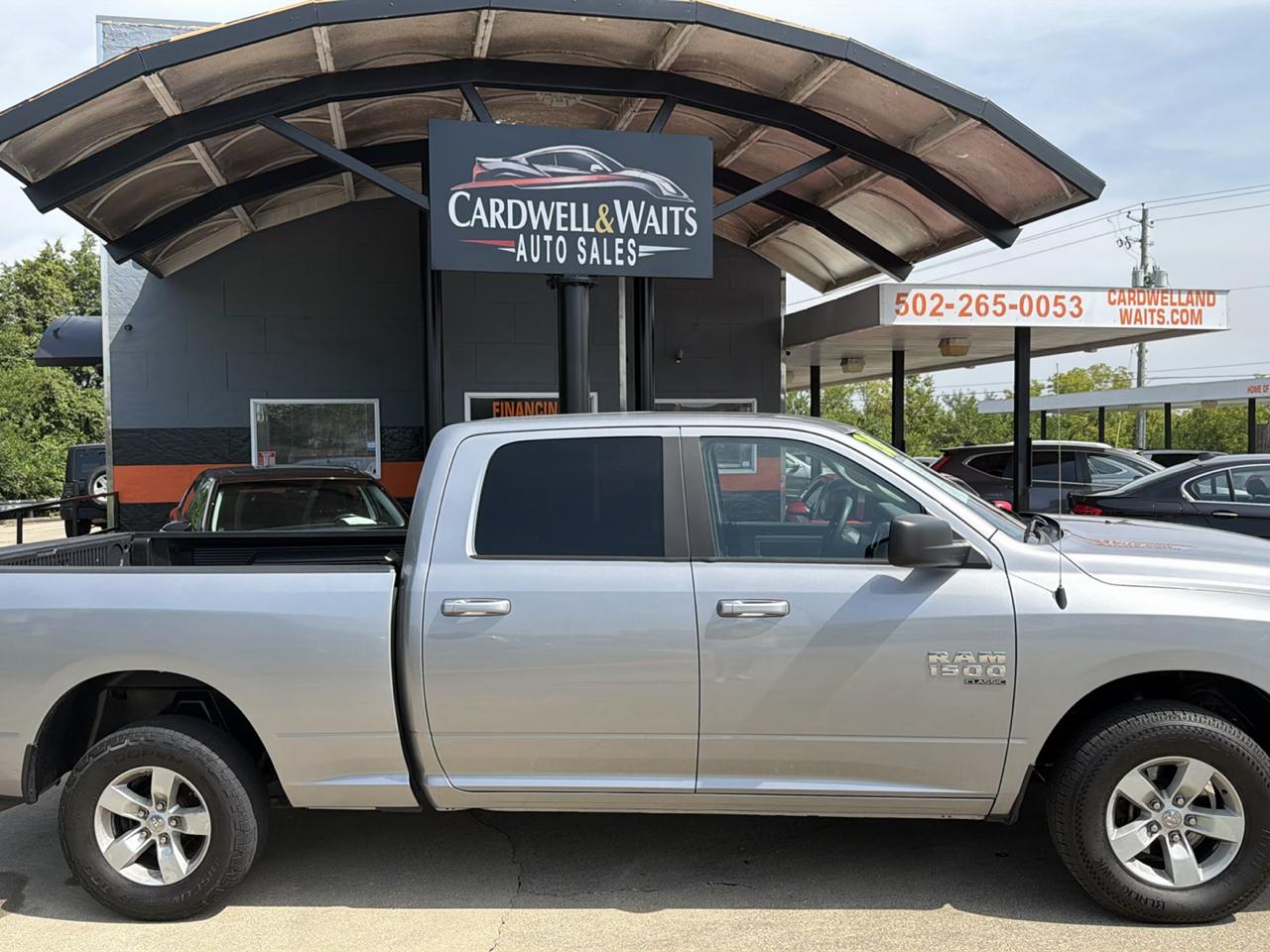 RAM 1500 Laramie Crew Cab LWB 4WD 2024
