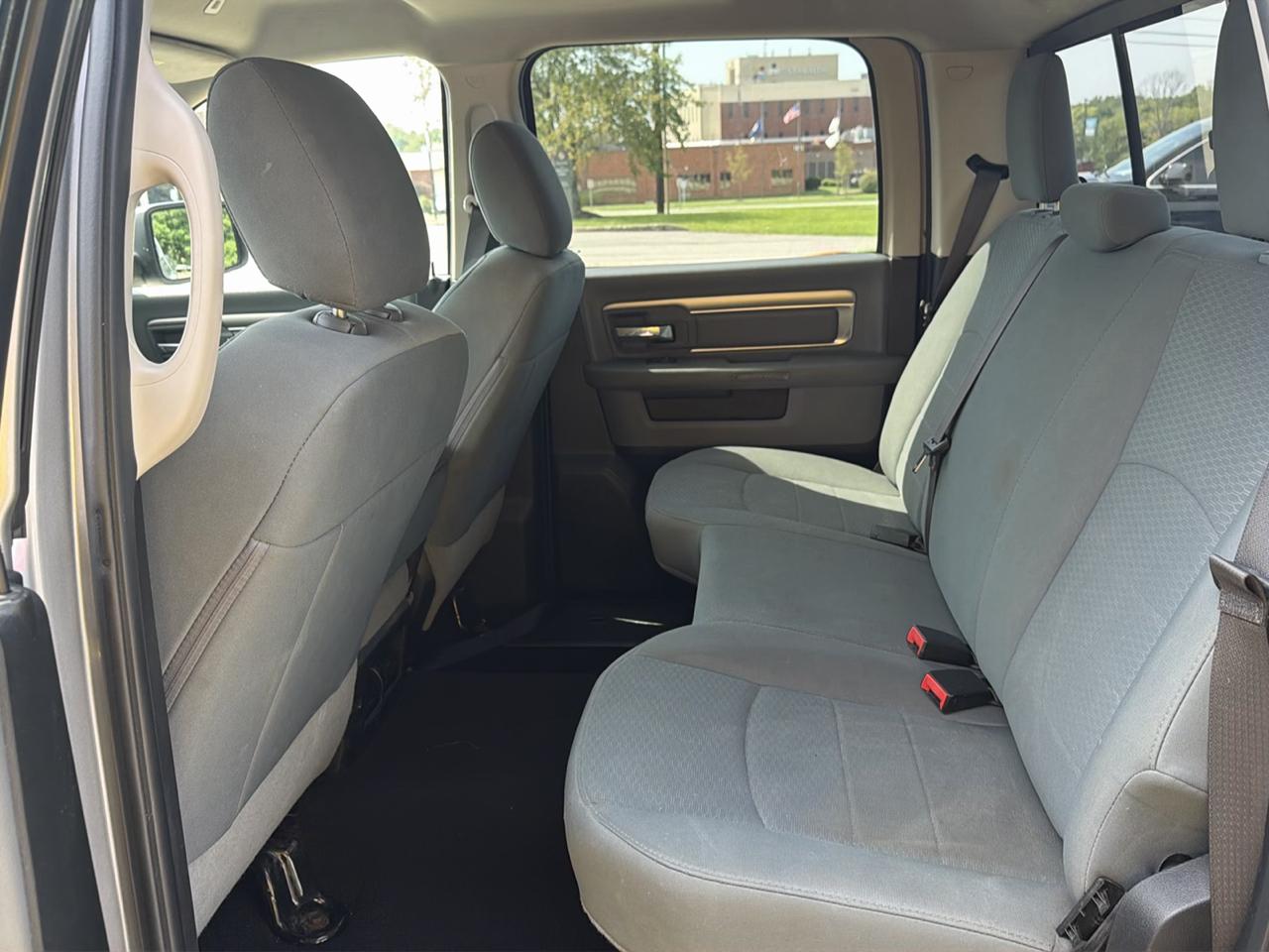 RAM 1500 Laramie Crew Cab LWB 4WD 2024
