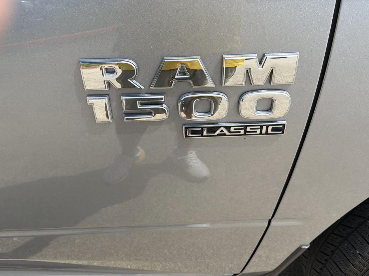 RAM 1500 Laramie Crew Cab LWB 4WD 2024