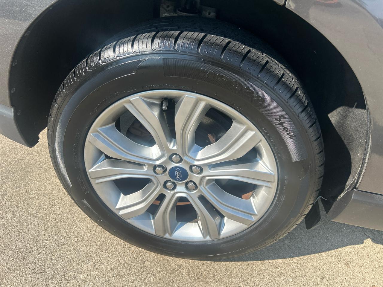 Ford Edge Titanium AWD 2019