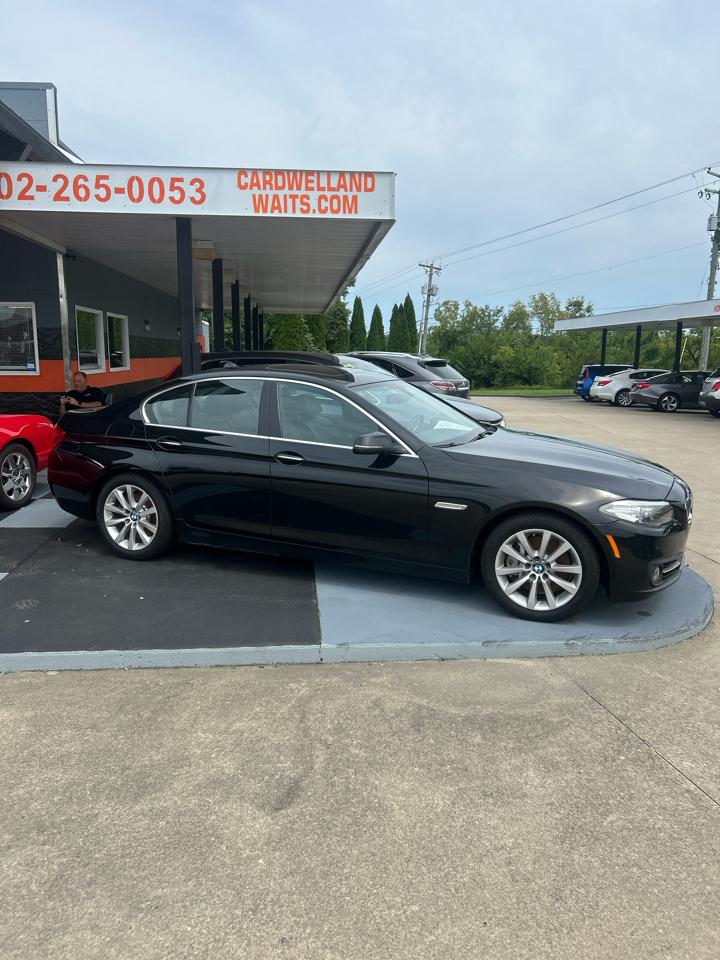 BMW 5-Series 550i xDrive 2015
