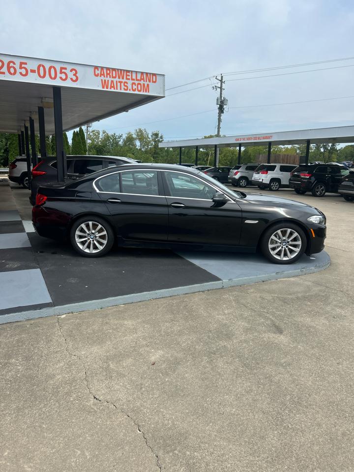 BMW 5-Series 550i xDrive 2015