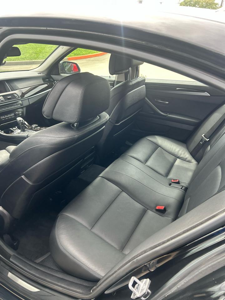 BMW 5-Series 550i xDrive 2015