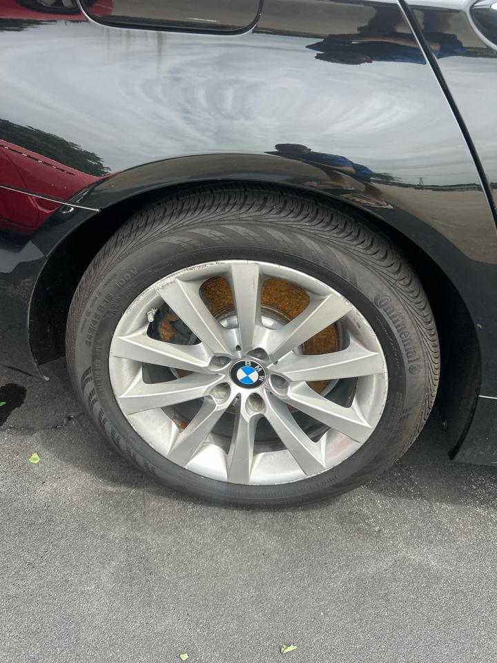 BMW 5-Series 550i xDrive 2015