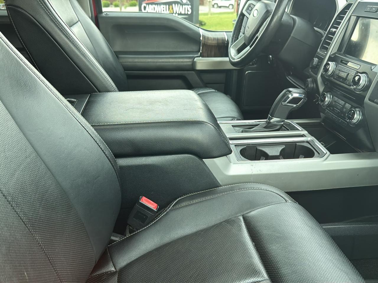 Ford F-150 Lariat SuperCrew Short Bed 4WD 2018