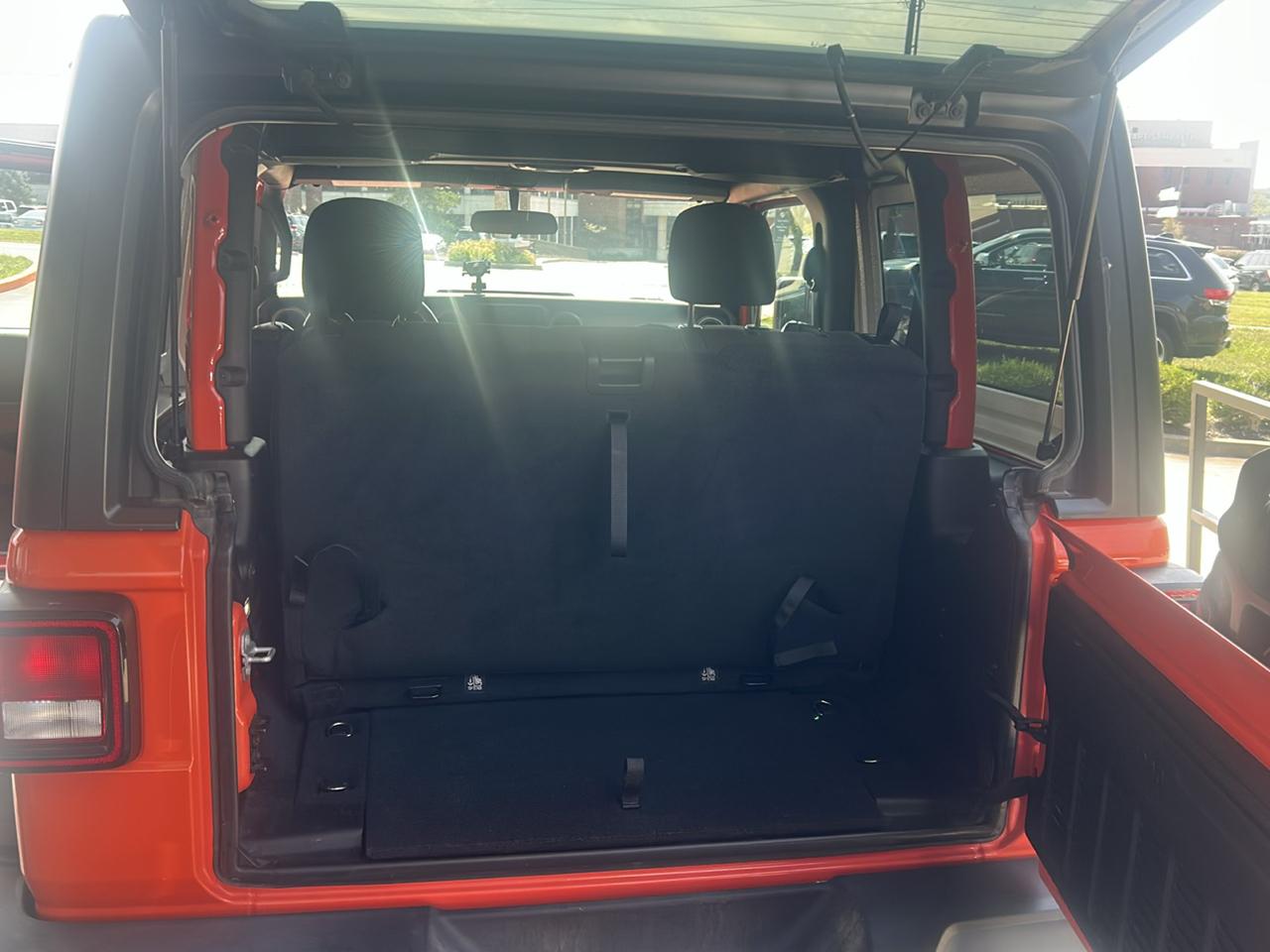 Jeep Wrangler Sport 4WD 2019