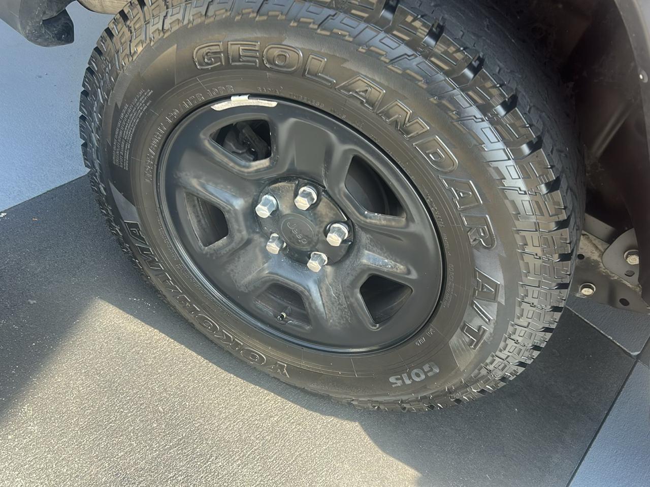 Jeep Wrangler Sport 4WD 2019